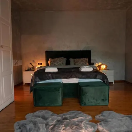Alpin Zeneli Chalet *